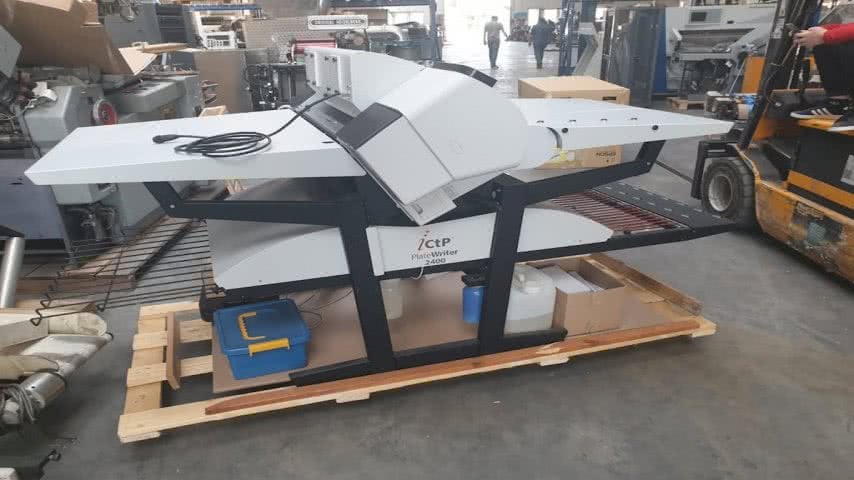 Glunz & Jensen, Platewriter 2400